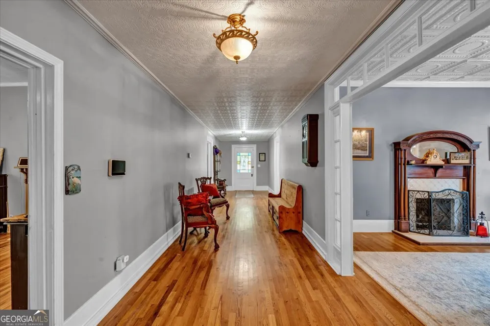 108 Howard ST Byron, GA 31008