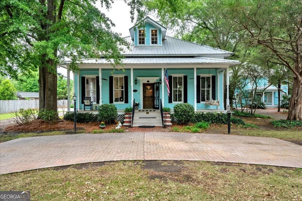 108 Howard ST Byron, GA 31008
