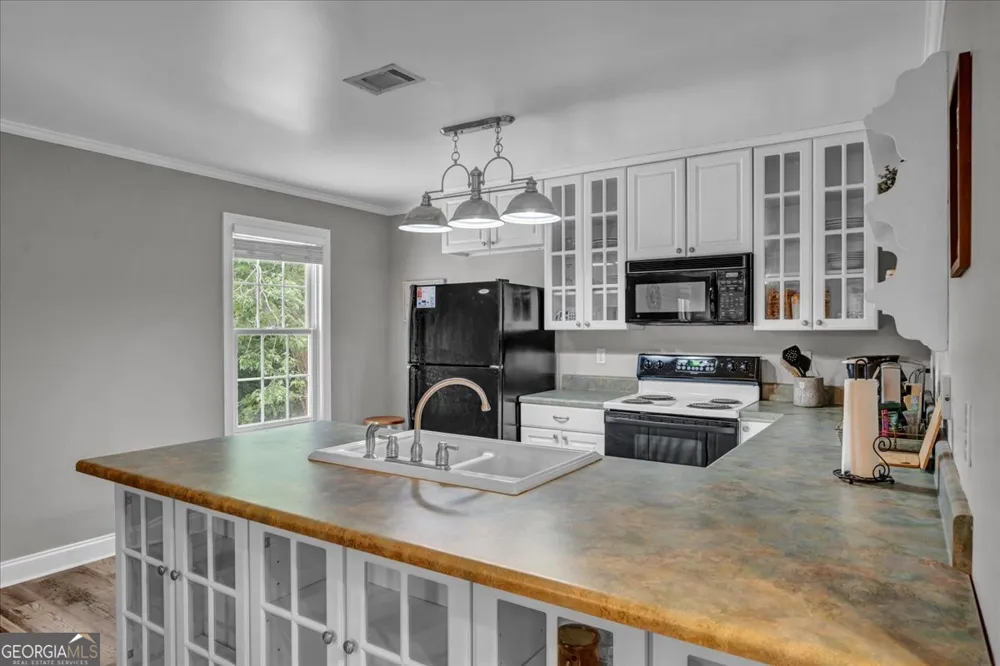 108 Howard ST Byron, GA 31008