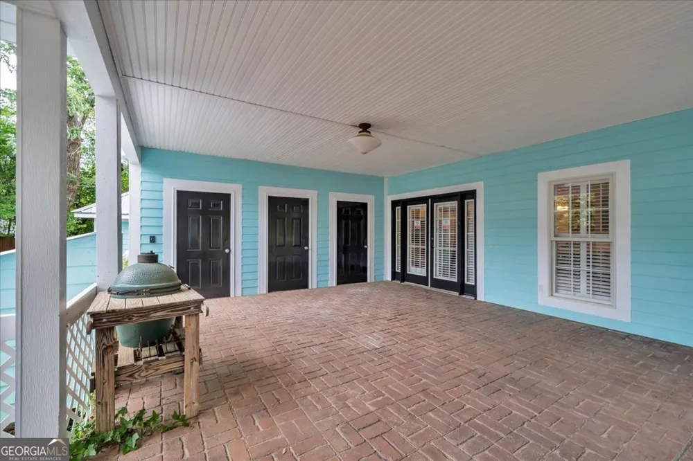 108 Howard ST Byron, GA 31008