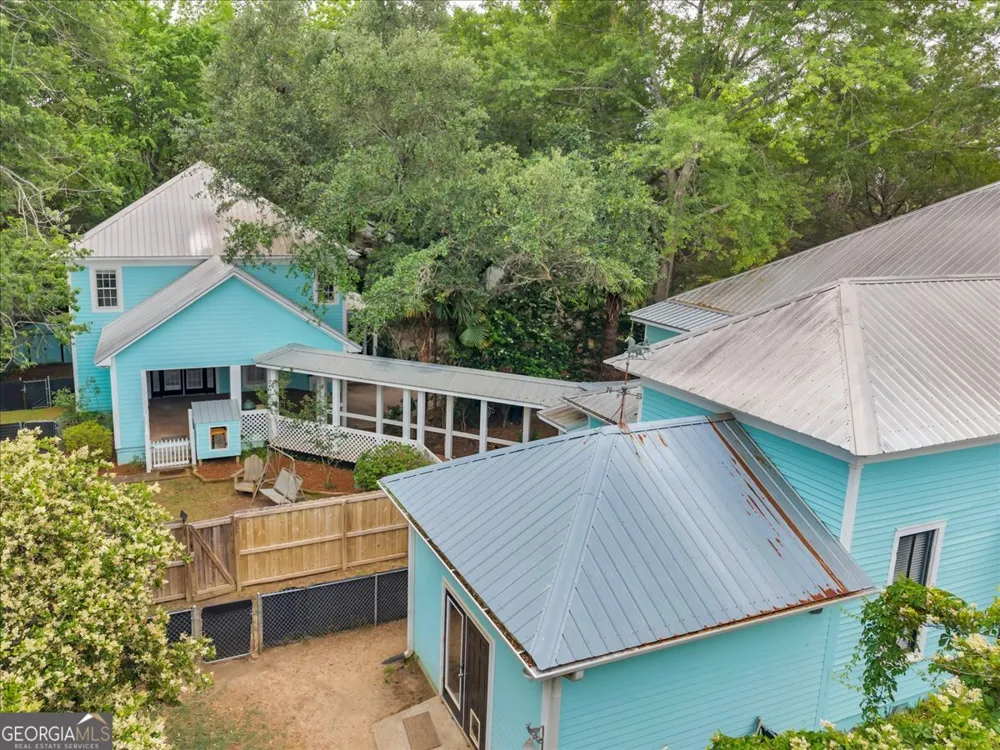 108 Howard ST Byron, GA 31008
