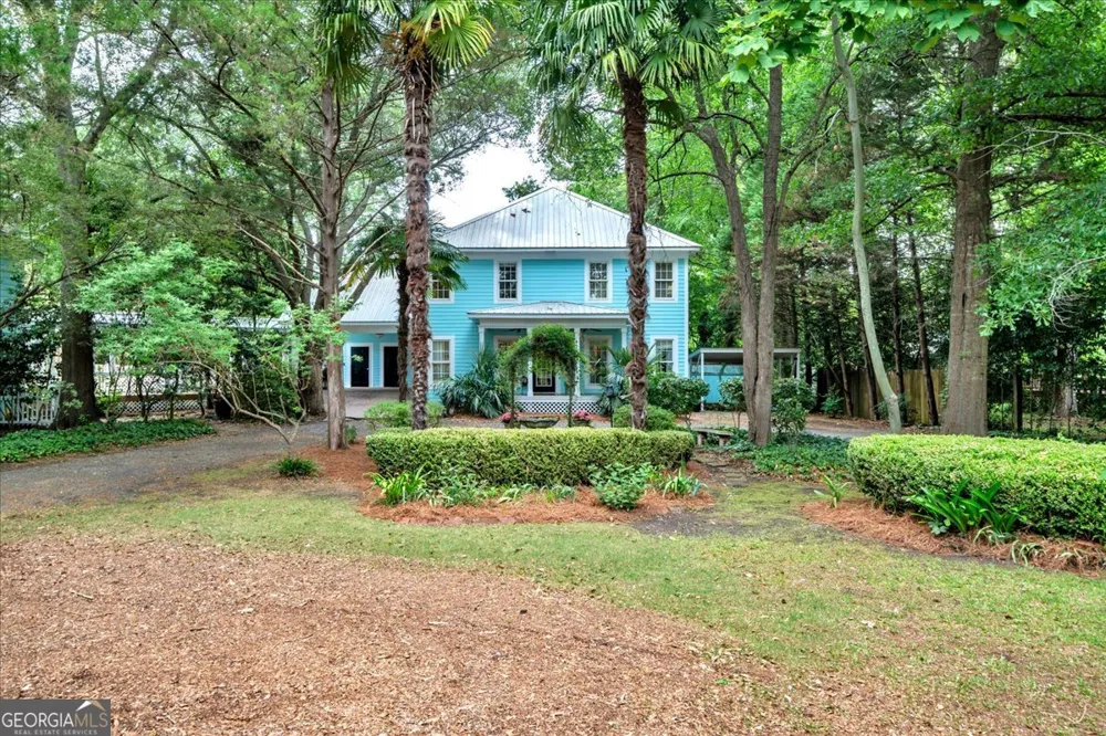 108 Howard ST Byron, GA 31008