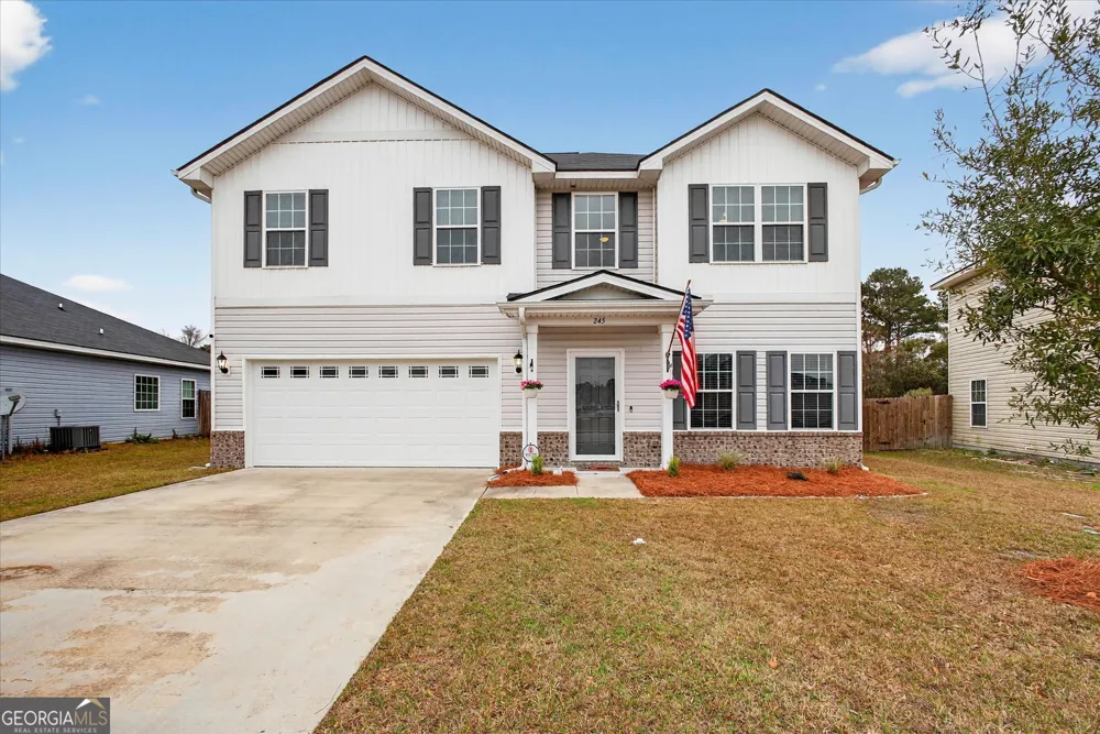 245 Alcott CIR Hinesville, GA 31313