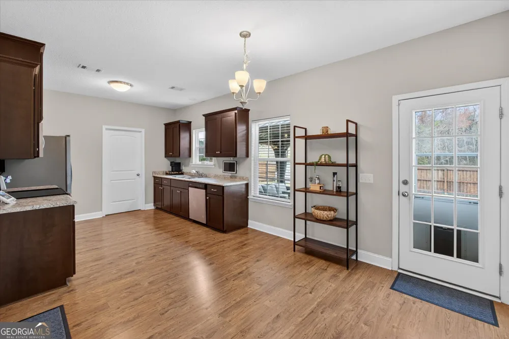 245 Alcott CIR Hinesville, GA 31313