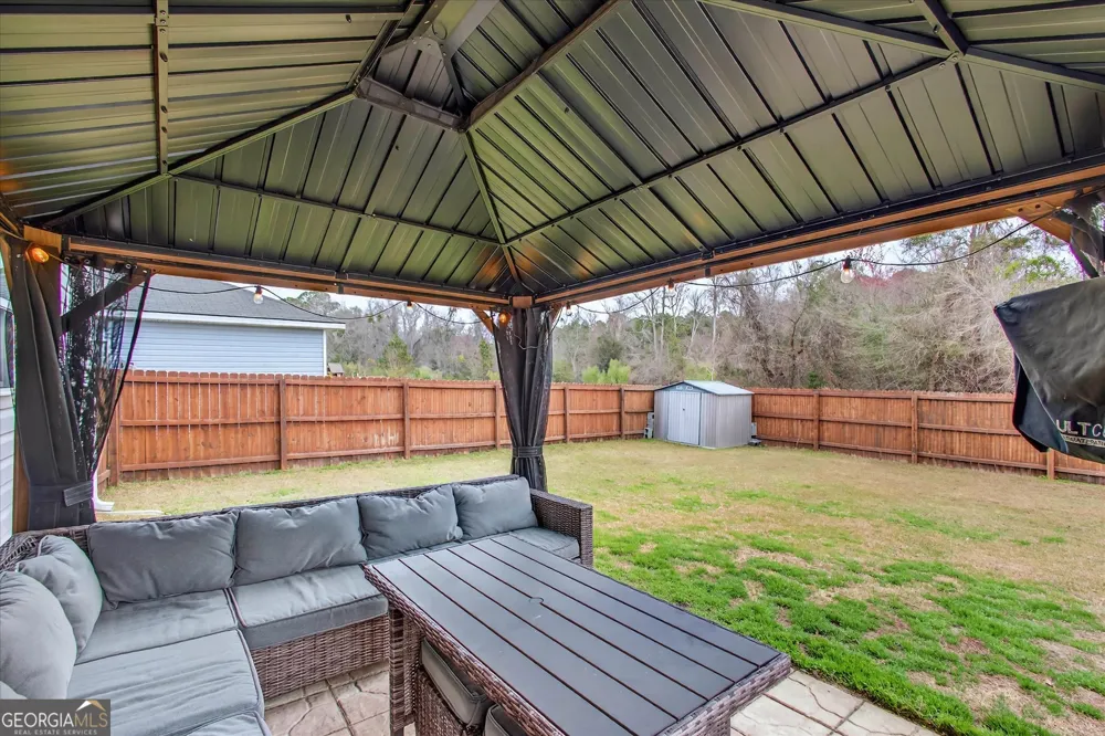 245 Alcott CIR Hinesville, GA 31313
