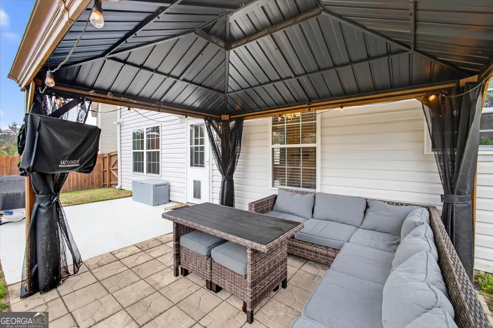 245 Alcott CIR Hinesville, GA 31313