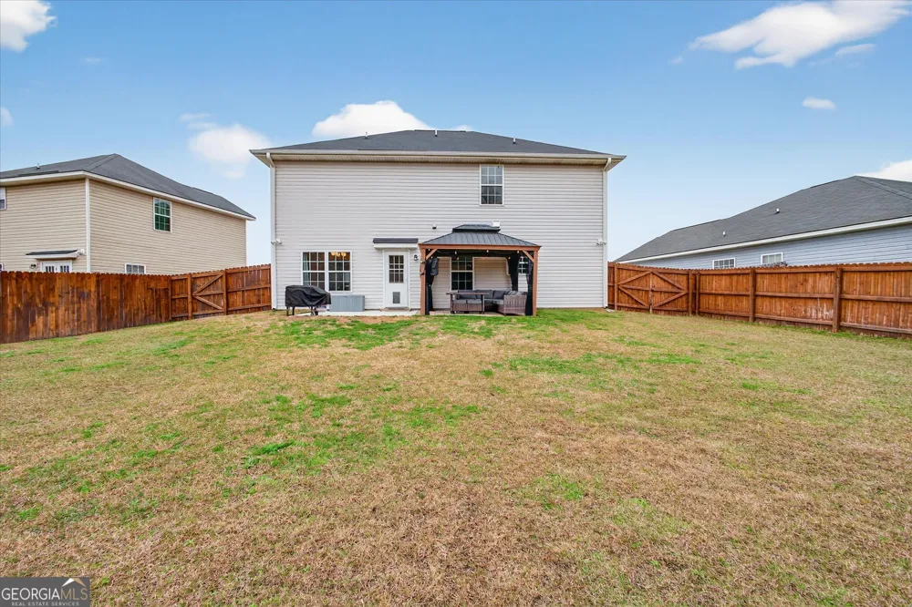 245 Alcott CIR Hinesville, GA 31313