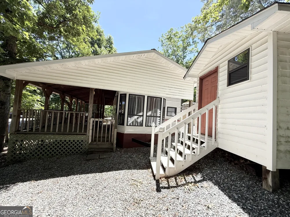151 Cindy PKWY Cleveland, GA 30528