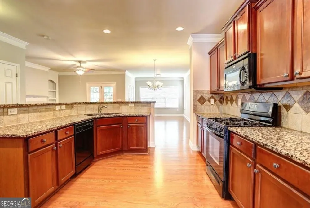 12820 Doe DR Alpharetta, GA 30004