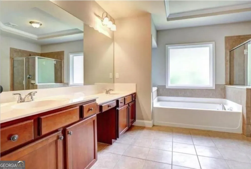 12820 Doe DR Alpharetta, GA 30004