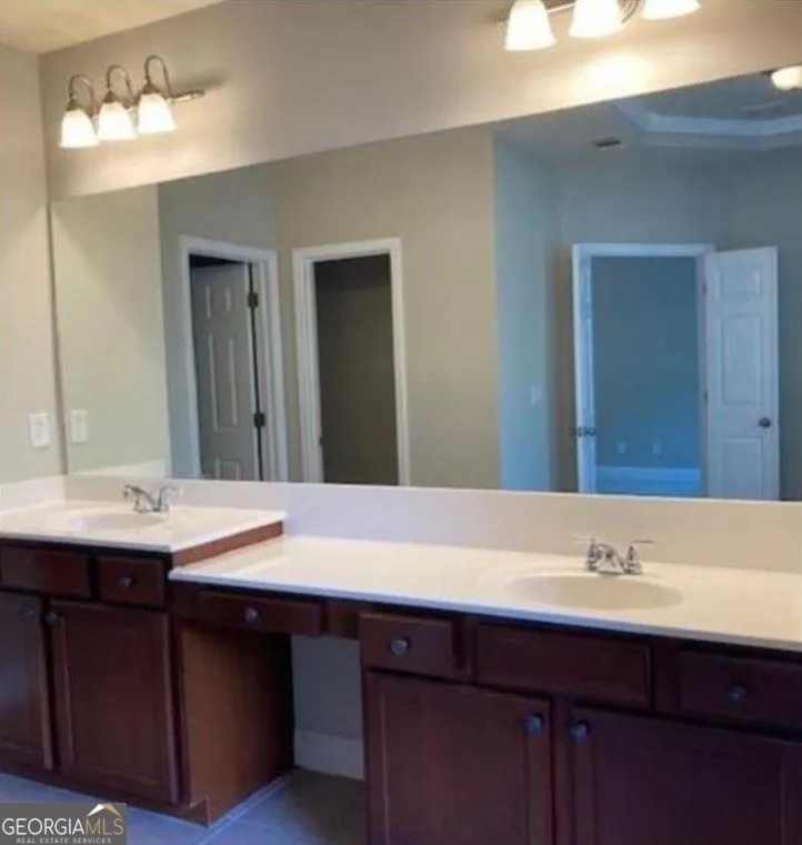 12820 Doe DR Alpharetta, GA 30004