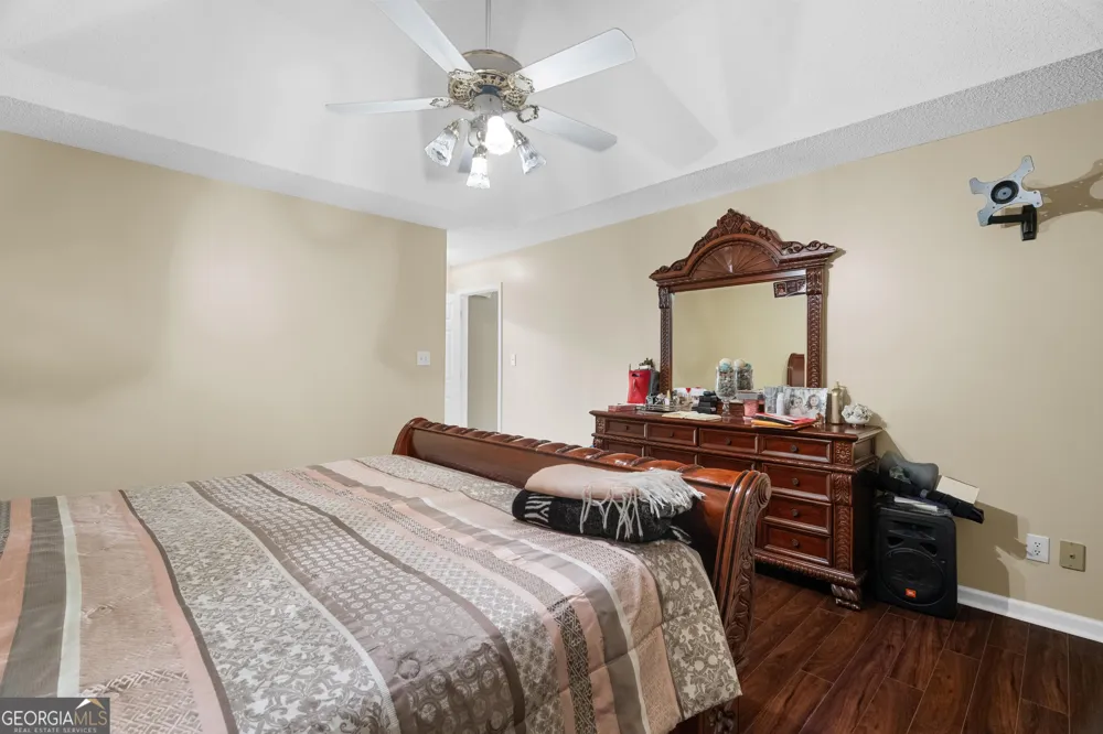 391 Wildwood CIR SE Calhoun, GA 30701