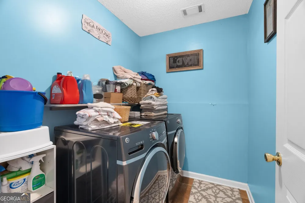 391 Wildwood CIR SE Calhoun, GA 30701