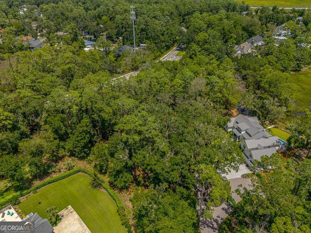117 Jones Creek DR St. Simons, GA 31522