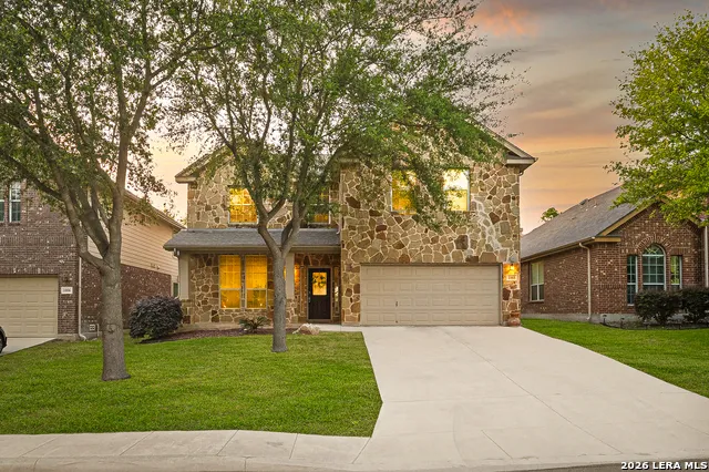 1008 Magellan Windcrest, TX 78239