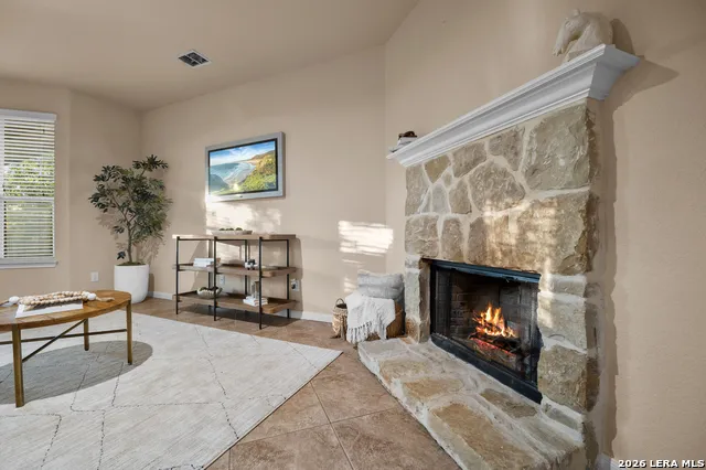 1008 Magellan Windcrest, TX 78239