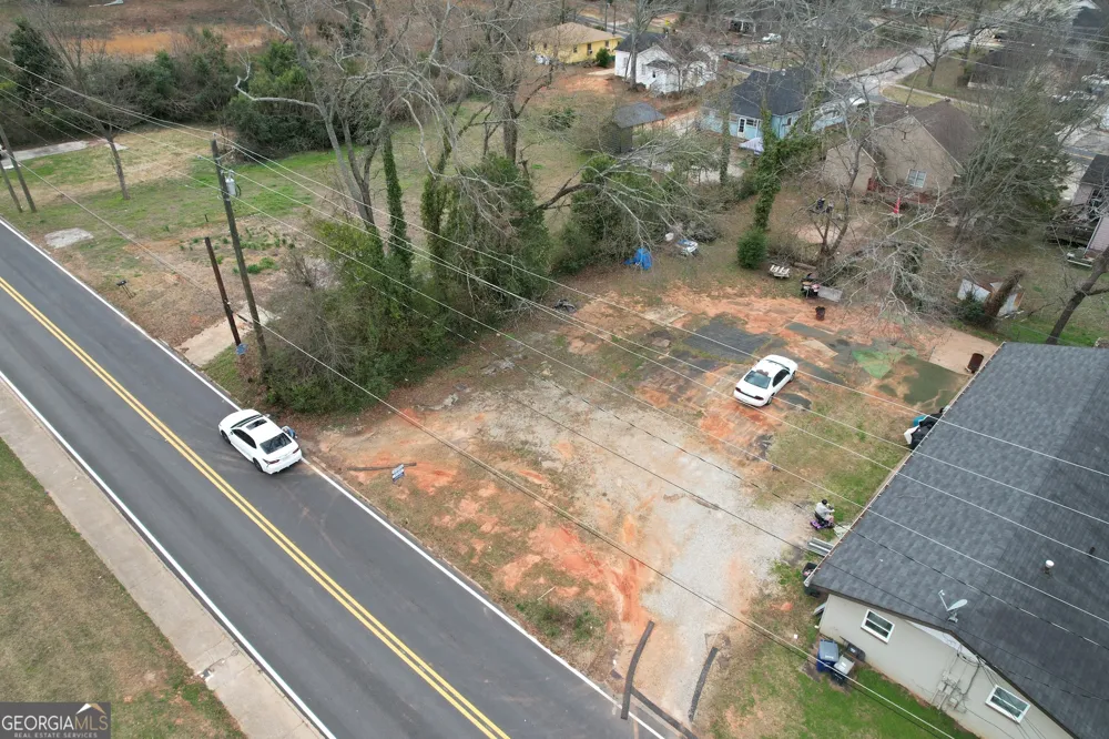 561 N 6th ST Griffin, GA 30223