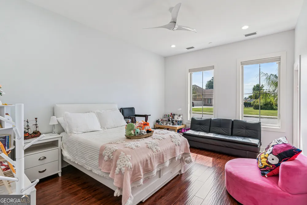 240 Belmont CIR Brunswick, GA 31525