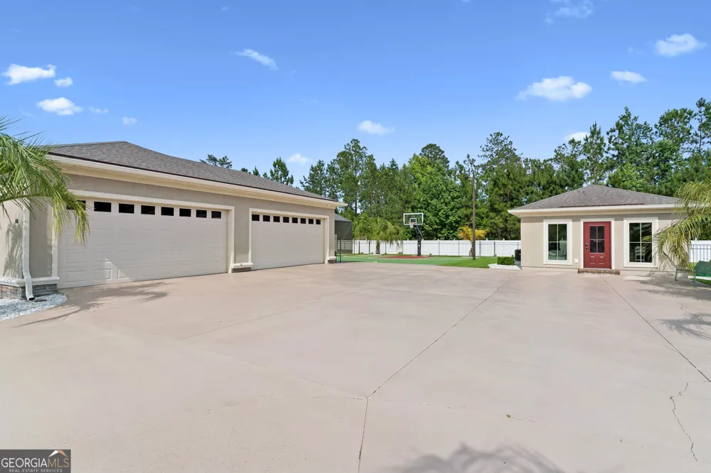 240 Belmont CIR Brunswick, GA 31525