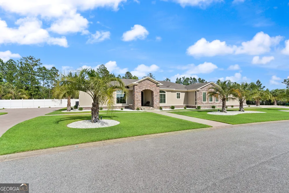 240 Belmont CIR Brunswick, GA 31525