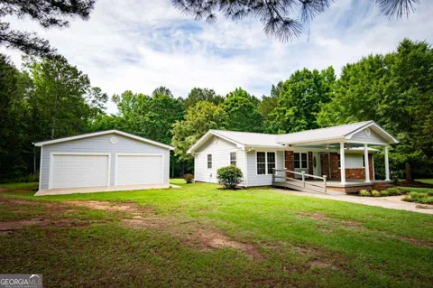 1061 Old Salem RD