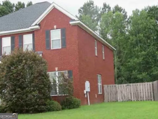 992 Young WAY Richmond Hill, GA 31324