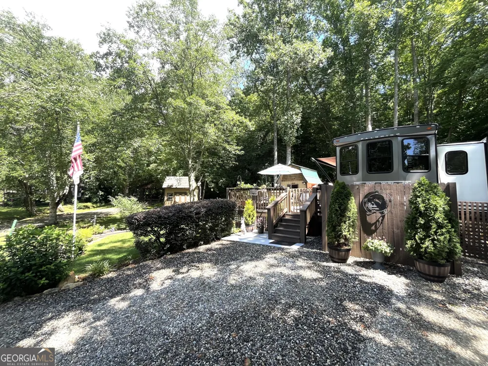 304 Choestoe Valley LN Blairsville, GA 30512