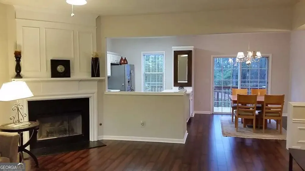 3423 Lathenview CT Alpharetta, GA 30004