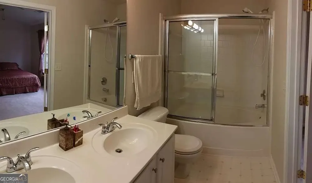 3423 Lathenview CT Alpharetta, GA 30004