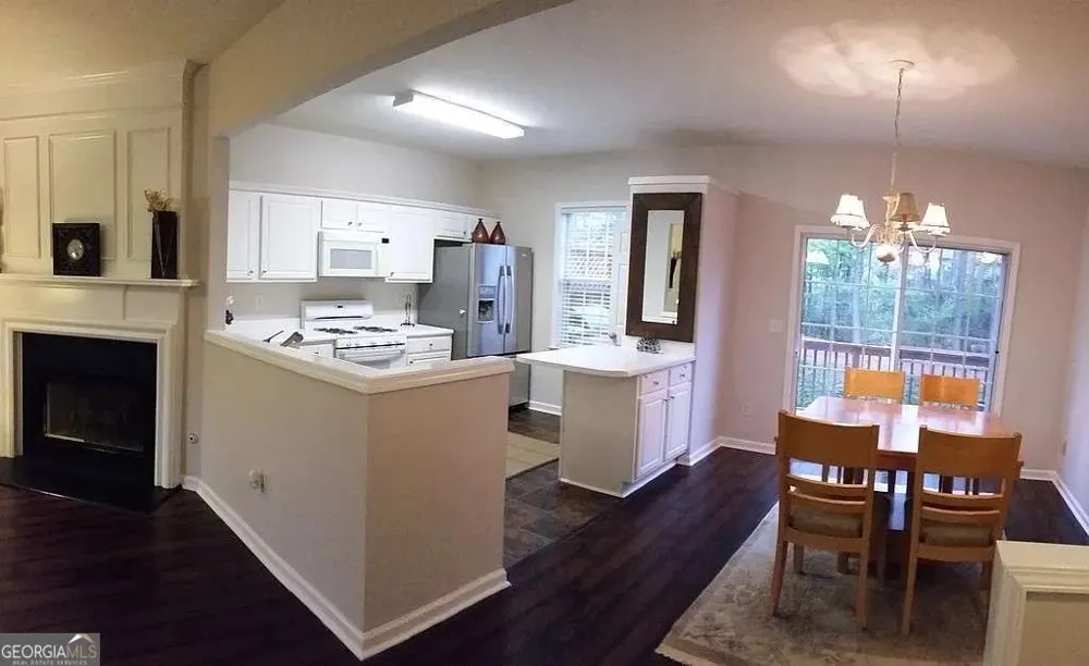 3423 Lathenview CT Alpharetta, GA 30004