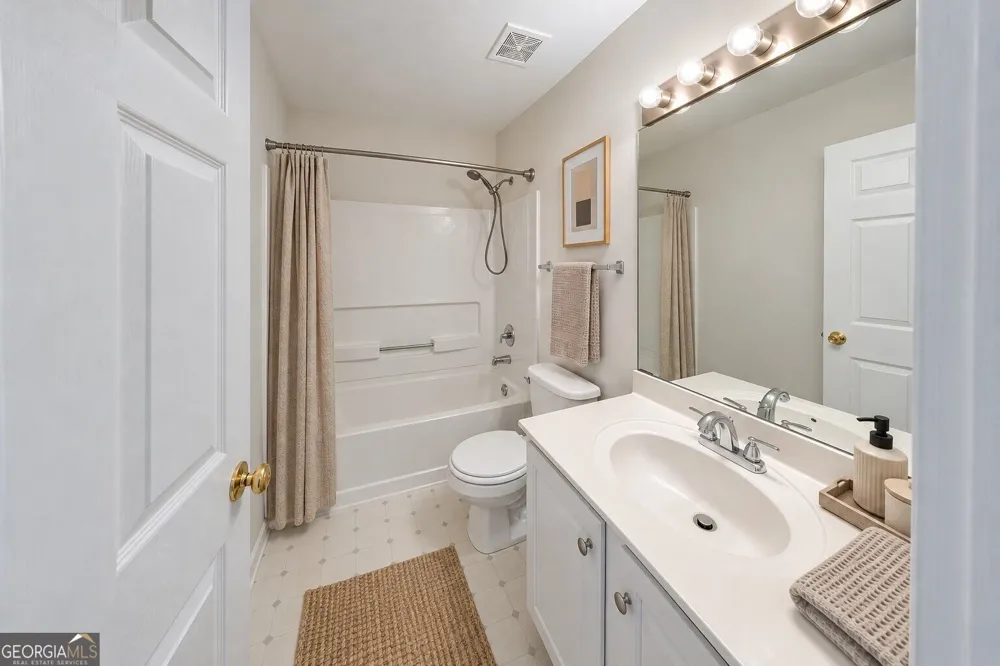 3423 Lathenview CT Alpharetta, GA 30004