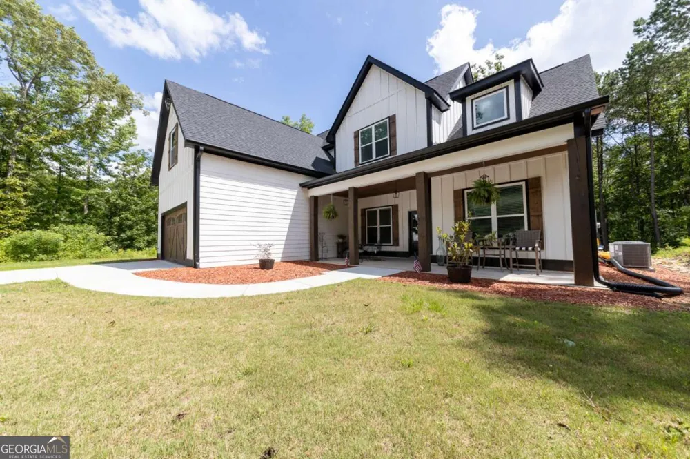 181 S Chattahoochee DR Hogansville, GA 30230