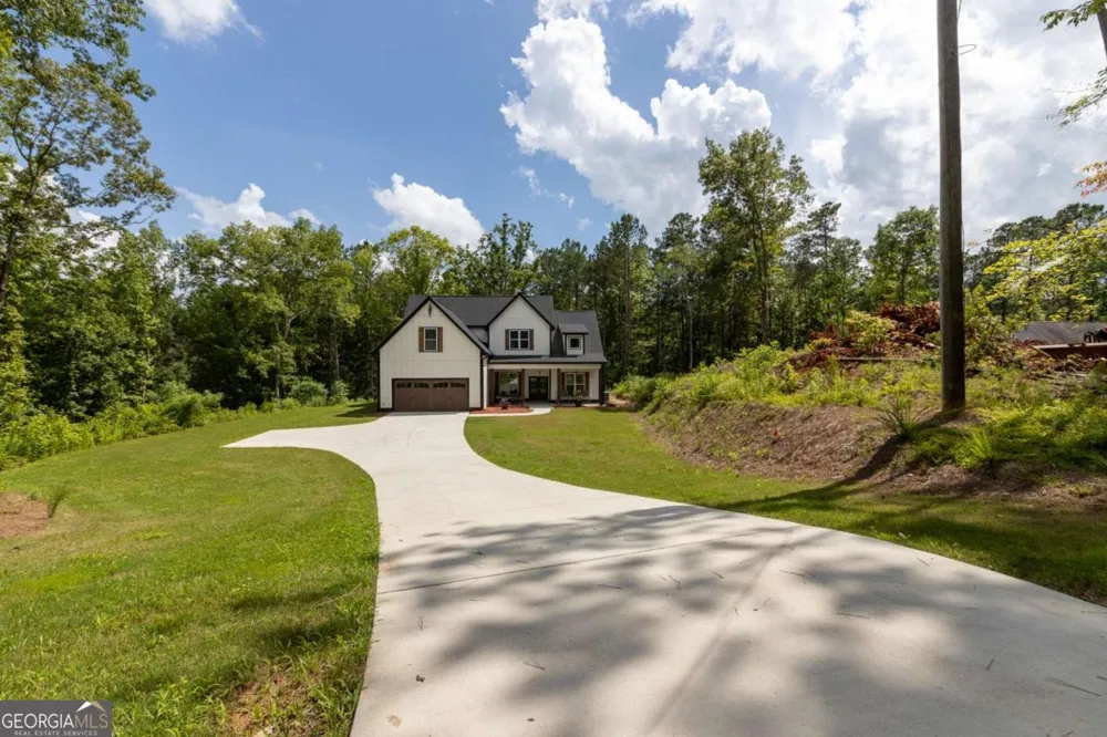 181 S Chattahoochee DR Hogansville, GA 30230