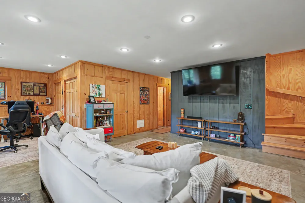 481 Top O Pinnacle DR Clayton, GA 30525