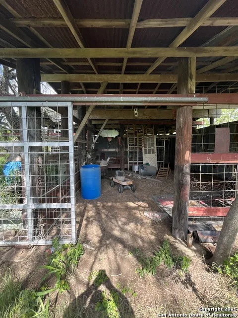 707 deer trail Jourdanton, TX 78026
