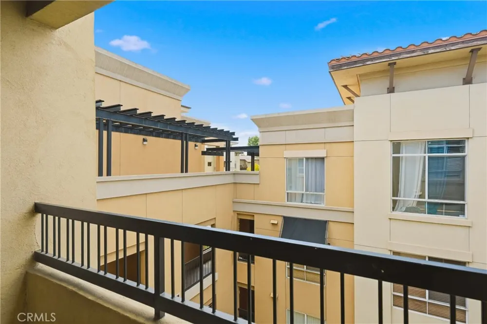 24545 Town Center Drive #5401 Valencia, CA 91355