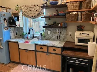 468 E View Santa Paula, CA 93060
