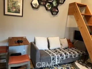 468 E View Santa Paula, CA 93060