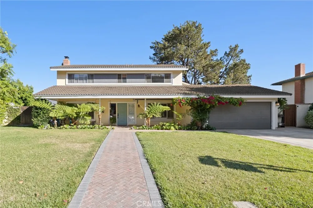468 E View Santa Paula, CA 93060