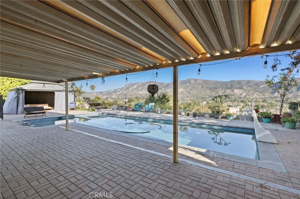 468 E View Santa Paula, CA 93060