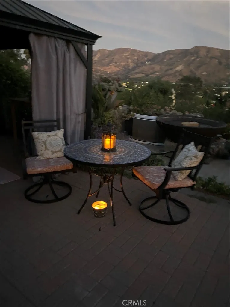 468 E View Santa Paula, CA 93060