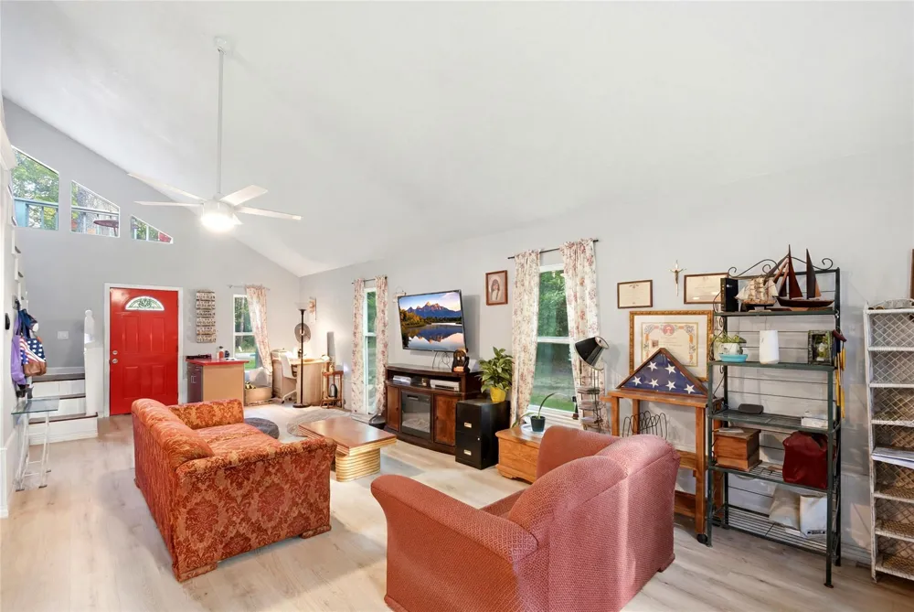 175 Pine Arbor Trinity, TX 75862