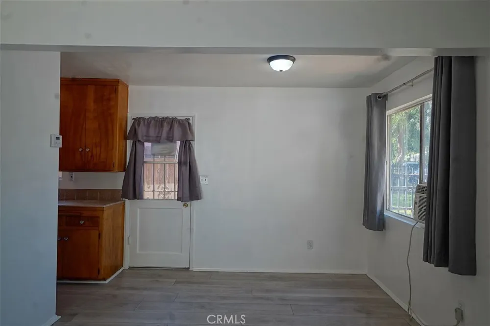 3505 McKinley Riverside, CA 92506