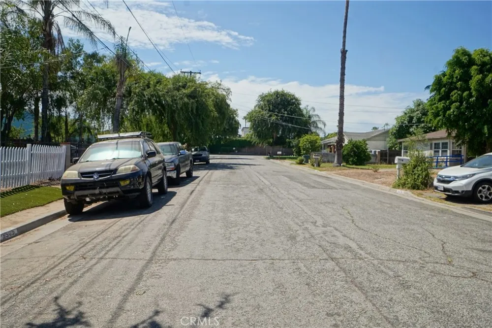 3505 McKinley Riverside, CA 92506