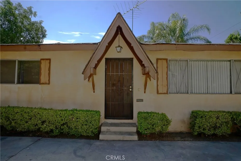 3505 McKinley Riverside, CA 92506