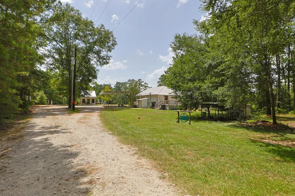 7420 Jackson Road Montgomery, TX 77316