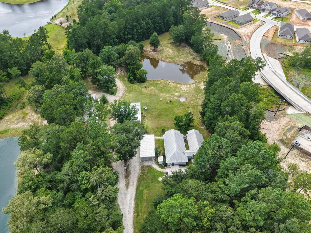 7420 Jackson Road Montgomery, TX 77316