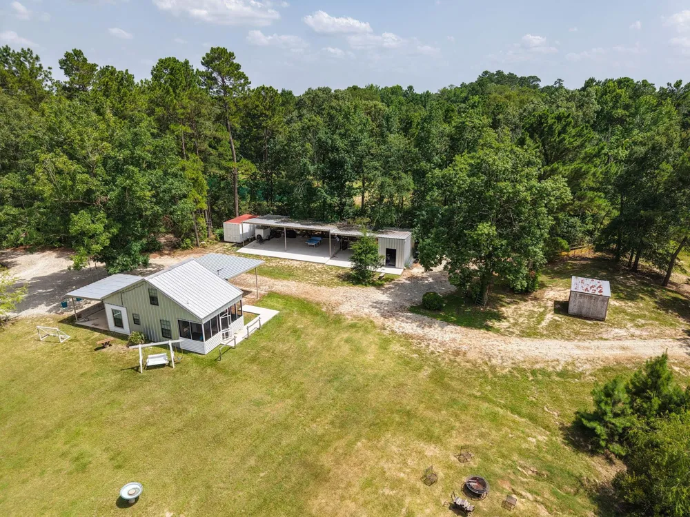 7420 Jackson Road Montgomery, TX 77316