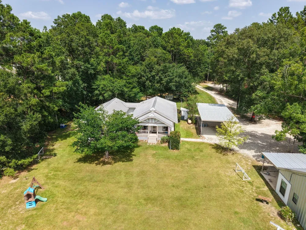 7420 Jackson Road Montgomery, TX 77316
