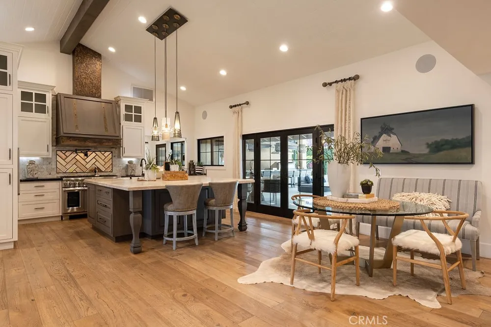 18821 Ridgeview Circle Villa Park, CA 92861